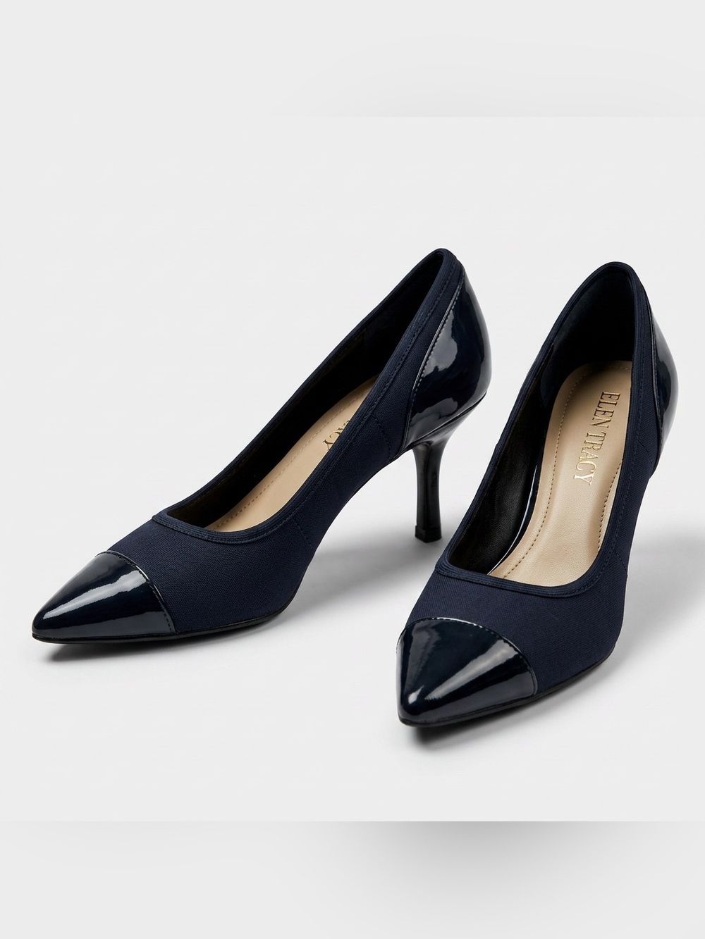 ELLEN TRACY PUMP SHOES size 7 1/2 M